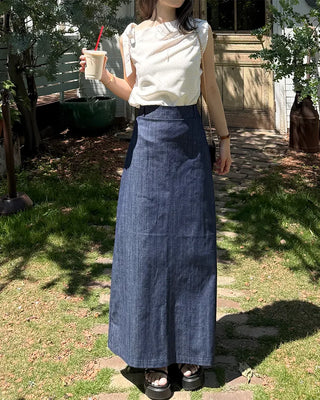 One-shoulder polka dot sleeveless top
