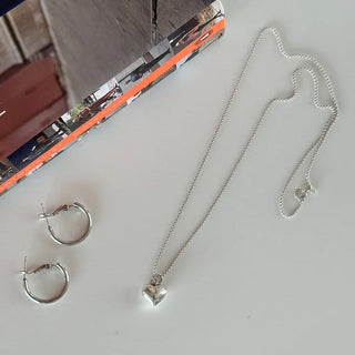 Silver heart necklace