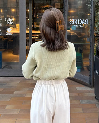 Ribbed round neck cardigan