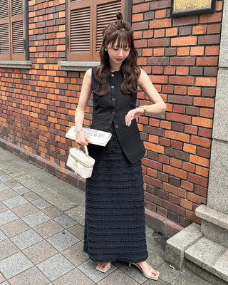Boat neck linen vest