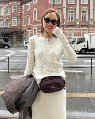 Flower pattern long-sleeved T-shirt