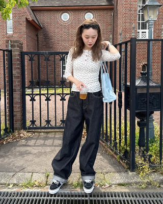 Wide-leg denim pants