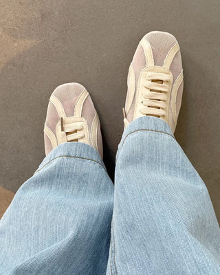 Mesh sneakers