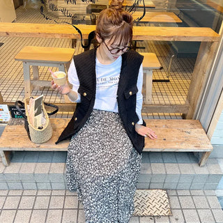 Simple lettering long-sleeved T-shirt