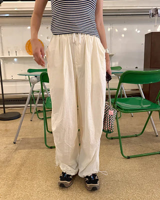 (Unisex) Back Elastic Wide Fit Nylon Pants