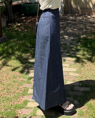 Simple linen maxi skirt with elastic waistband