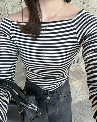 Classic Border Off-Shoulder Long Sleeve T-Shirt