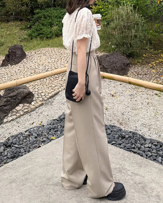 Lace short-sleeved blouse