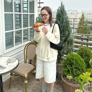 High-waisted cotton Bermuda shorts