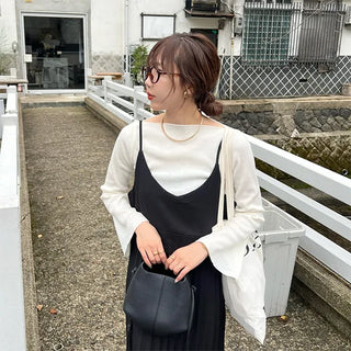 Boat neck knit