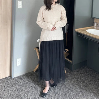 Eyelet Point Knit