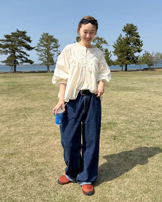 Jacquard lace balloon flare blouse
