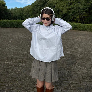 Cross-button blouse