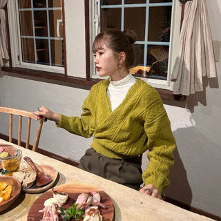 Wrap-design knit