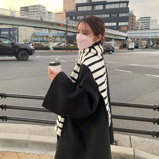 Striped knit scarf