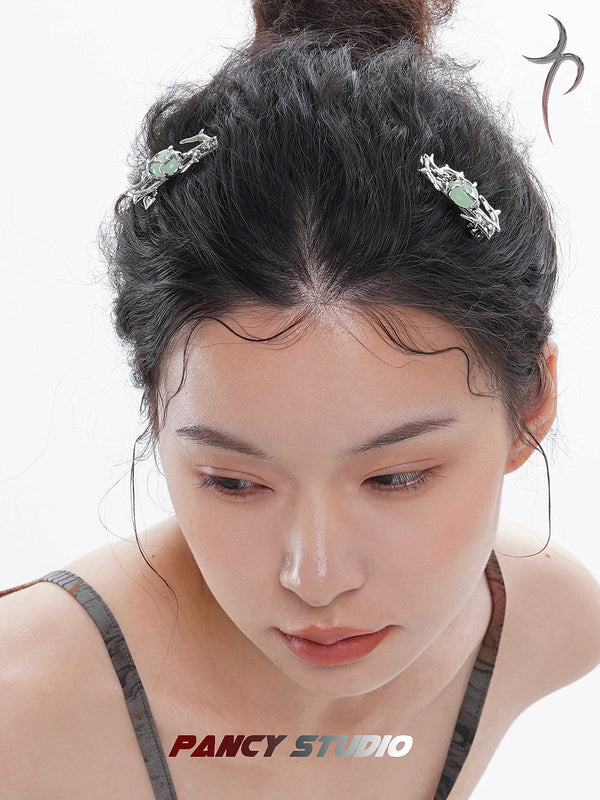 Y2K METALLIC HAIR CLIP