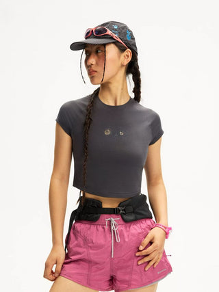 [Monterest] Cutout Embroidery Slim Fit Crop Tee