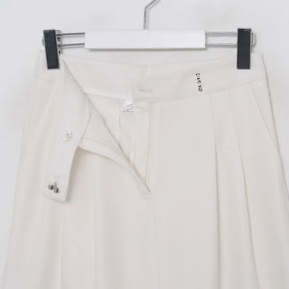 2-pleat wide slacks