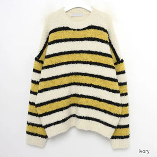 Boucle U-neck knit