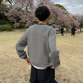 Bordered two-tone knit