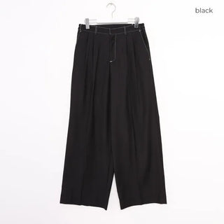 Stitched pintuck wide slacks