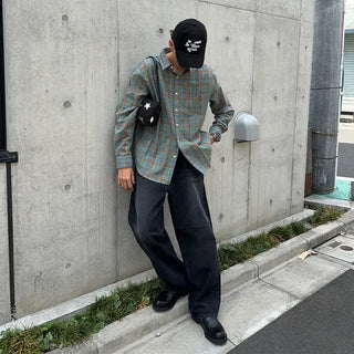 Unisex checkered long-sleeved shirt