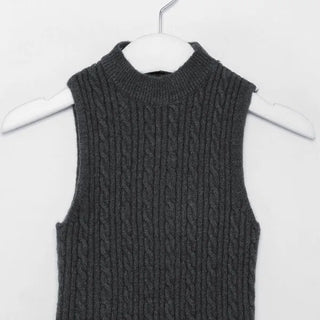 Cable cardigan & sleeveless knit set