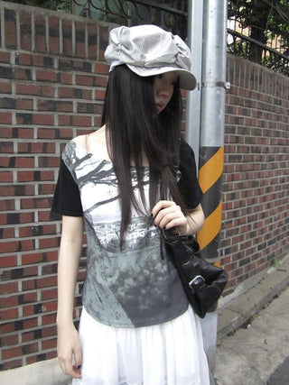 Asymmetric Shoulder Color Block Print Tee