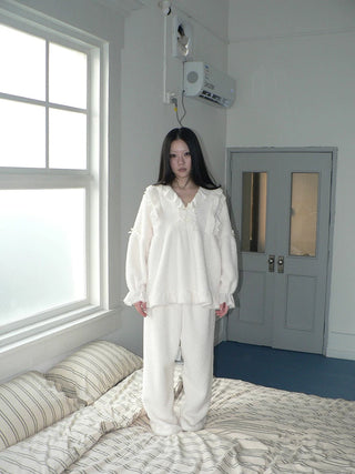 Cozy Coral Fleece Loose Fit V Neck Long Sleeve Women Home Beige Two Piece Suit