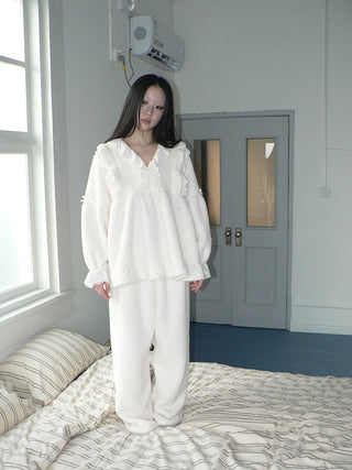 Cozy Coral Fleece Loose Fit V Neck Long Sleeve Women Home Beige Two Piece Suit