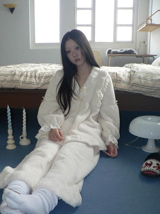 Cozy Coral Fleece Loose Fit V Neck Long Sleeve Women Home Beige Two Piece Suit