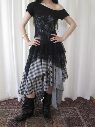 Vintage Plaid Skirt With Asymmetrical Hem And Elastic Waist