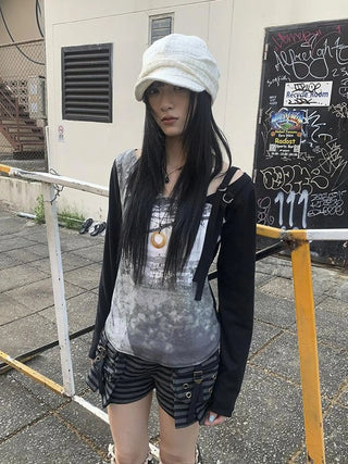 Vintage Print Patchwork Sleeve Tee