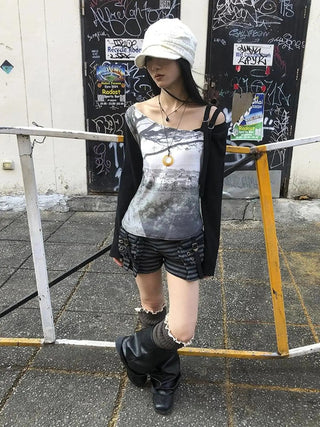Vintage Print Patchwork Sleeve Tee