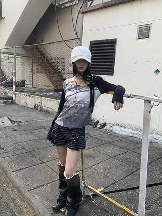 Vintage Print Patchwork Sleeve Tee