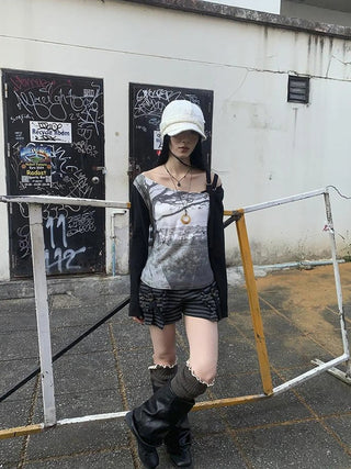 Vintage Print Patchwork Sleeve Tee