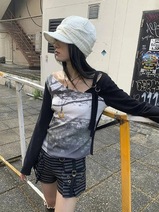 Vintage Print Patchwork Sleeve Tee