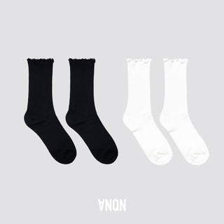 [AnyQ] Black and white solid color long socks