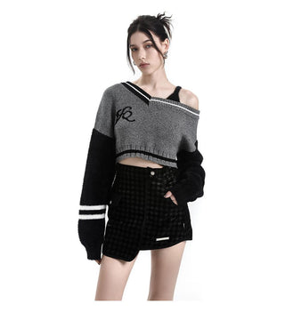 [AnyQ] Color contrast cropped fur sweater
