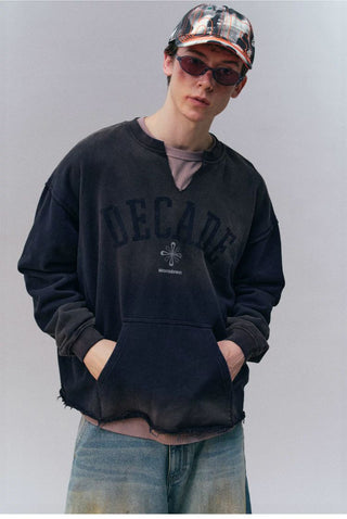 [Monterest] Washed Split-Neck Graphic Sweatshirt