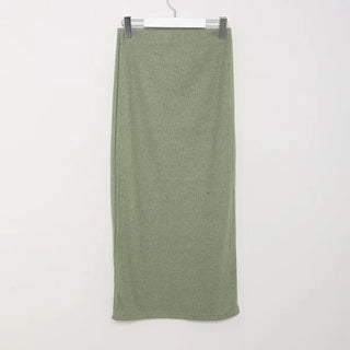 Simple knit skirt