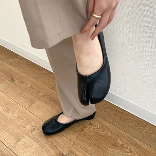 daily tabi flat