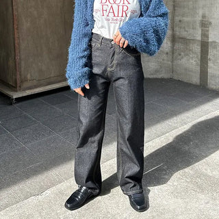 Straight-leg jeans
