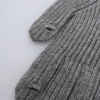 Finger-hole knit gloves