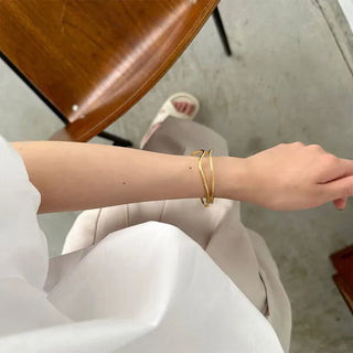 2-line wave bracelet