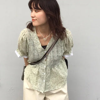 Pearl ribbon necklace