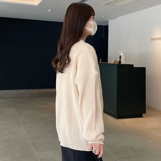 U-neck knit cardigan