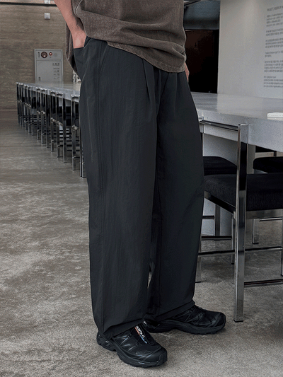 Cozy Nylon One-Pleat Elastic Pants