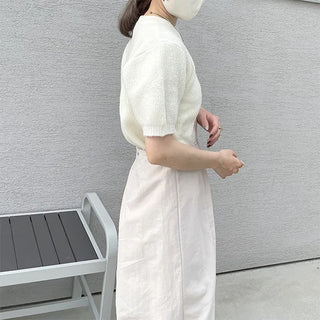 Puff-sleeve round knit