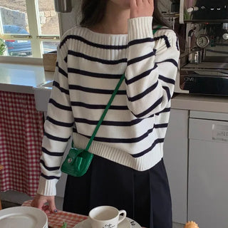 Boat neck striped knit